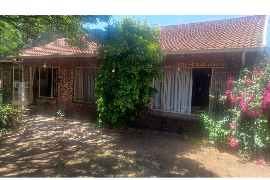 2 Bedroom Property for Sale in Riebeeckstad Free State